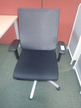 Bürodrehstuhl mit Armlehnen, Netzbezug, schwarz, Modell Comforto Bürodrehstuhl mit Armlehnen, Netzbezug, schwarz, Modell Comforto