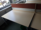 Schreibtisch mit Rückwand L 140 x 80 cm Schreibtisch mit Rückwand L 140 x 80 cm