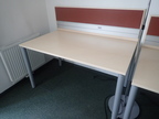 Schreibtisch mit Rückwand L 140 x 80 cm Schreibtisch mit Rückwand L 140 x 80 cm