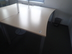 BENE Schreibtisch geschwungen, ca. L 180 x B 90 - 100 cm BENE Schreibtisch geschwungen, ca. L 180 x B 90 - 100 cm