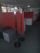 2 Kleiderständer in Chromausführung, Modell Valenti, DM 44 cm, H 164 cm 2 Kleiderständer in Chromausführung, Modell Valenti, DM 44 cm, H 164 cm