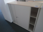 BENE Aktenschrank, Maße: ca. B 120 x H 113 cm, 3 Ordner hoch, mit Schiebetüren BENE Aktenschrank, Maße: ca. B 120 x H 113 cm, 3 Ordner hoch, mit Schiebetüren