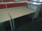 Schreibtisch 140 x 80 cm mit Rückwand Schreibtisch 140 x 80 cm mit Rückwand