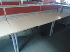 Schreibtisch 140 x 80 cm mit Rückwand Schreibtisch 140 x 80 cm mit Rückwand