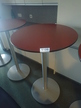 Stehtisch DM 70 cm, H: ca. 110 cm Stehtisch DM 70 cm, H: ca. 110 cm