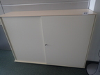 BENE Aktenschrank, Maße: ca. B 160 x H 113 cm, 3 Ordner hoch, mit Schiebetüren BENE Aktenschrank, Maße: ca. B 160 x H 113 cm, 3 Ordner hoch, mit Schiebetüren
