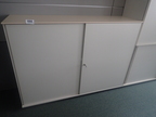 BENE Aktenschrank, Maße: ca. B 160 x H 113 cm, 3 Ordner hoch, mit Schiebetüren BENE Aktenschrank, Maße: ca. B 160 x H 113 cm, 3 Ordner hoch, mit Schiebetüren