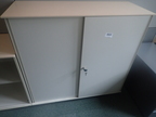 BENE Aktenschrank, Maße: ca. B 120 x H 113 cm, 3 Ordner hoch, mit Schiebetüren BENE Aktenschrank, Maße: ca. B 120 x H 113 cm, 3 Ordner hoch, mit Schiebetüren