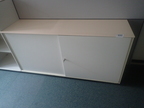 BENE Aktenschrank, Maße: ca. B 160 x H 80 cm, 2 Ordner hoch, mit Schiebetüren BENE Aktenschrank, Maße: ca. B 160 x H 80 cm, 2 Ordner hoch, mit Schiebetüren