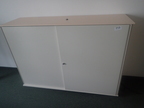 BENE Aktenschrank, Maße: ca. B 160 x H 113 cm, 3 Ordner hoch, mit Schiebetüren BENE Aktenschrank, Maße: ca. B 160 x H 113 cm, 3 Ordner hoch, mit Schiebetüren