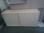 BENE Aktenschrank, Maße: ca. B 160 x H 80 cm, 2 Ordner hoch, mit Schiebetüren BENE Aktenschrank, Maße: ca. B 160 x H 80 cm, 2 Ordner hoch, mit Schiebetüren