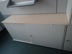 BENE Aktenschrank, Maße: ca. B 160 x H 80 cm, 2 Ordner hoch, mit Schiebetüren BENE Aktenschrank, Maße: ca. B 160 x H 80 cm, 2 Ordner hoch, mit Schiebetüren