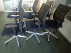 3 Stk. Bürodrehstühle mit Armlehnen, Netzbezug, schwarz, Modell Comforto 3 Stk. Bürodrehstühle mit Armlehnen, Netzbezug, schwarz, Modell Comforto