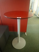Stehtisch DM 70 cm, H: ca. 110 cm Stehtisch DM 70 cm, H: ca. 110 cm
