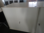 BENE Aktenschrank, Maße: ca. B 120 x H 113 cm, 3 Ordner hoch, mit Schiebetüren BENE Aktenschrank, Maße: ca. B 120 x H 113 cm, 3 Ordner hoch, mit Schiebetüren