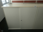 BENE Aktenschrank, Maße: ca. B 120 x H 113 cm, 3 Ordner hoch, mit Schiebetüren BENE Aktenschrank, Maße: ca. B 120 x H 113 cm, 3 Ordner hoch, mit Schiebetüren