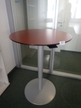 BENE Meeting-Besprechungstisch, höhenverstellbar, Maße: DM 80 cm, H von 70 - 108 cm BENE Meeting-Besprechungstisch, höhenverstellbar, Maße: DM 80 cm, H von 70 - 108 cm