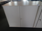 BENE Aktenschrank, Maße: ca. B 120 x H 113 cm, 3 Ordner hoch, mit Schiebetüren BENE Aktenschrank, Maße: ca. B 120 x H 113 cm, 3 Ordner hoch, mit Schiebetüren