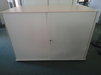 BENE Aktenschrank, Maße: ca. B 160 x H 113 cm, 3 Ordner hoch, mit Schiebetüren BENE Aktenschrank, Maße: ca. B 160 x H 113 cm, 3 Ordner hoch, mit Schiebetüren
