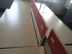 BENE Doppelarbeitsplatz bestehend aus 2 Schreibtischen je 140 x 80 cm inkl. Raumtrennwand H ca. 122 cm BENE Doppelarbeitsplatz bestehend aus 2 Schreibtischen je 140 x 80 cm inkl. Raumtrennwand H ca. 122 cm