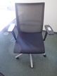 Bürodrehstuhl mit Armlehnen, Netzbezug, schwarz, Modell Comforto Bürodrehstuhl mit Armlehnen, Netzbezug, schwarz, Modell Comforto