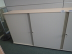 BENE Aktenschrank, Maße: ca. B 160 x H 113 cm, 3 Ordner hoch, mit Schiebetüren BENE Aktenschrank, Maße: ca. B 160 x H 113 cm, 3 Ordner hoch, mit Schiebetüren
