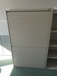 Unifor Aktenschrank mit Rollosystem, Farbe grau, Maße: ca. B 90 x T 46 x 153 cm, 4 Ordner hoch Unifor Aktenschrank mit Rollosystem, Farbe grau, Maße: ca. B 90 x T 46 x 153 cm, 4 Ordner hoch