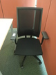 Bürodrehstuhl mit Armlehnen, Netzbezug, schwarz, Modell Comforto Bürodrehstuhl mit Armlehnen, Netzbezug, schwarz, Modell Comforto