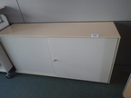 BENE Aktenschrank, Maße: ca. B 160 x H 80 cm, 2 Ordner hoch, mit Schiebetüren BENE Aktenschrank, Maße: ca. B 160 x H 80 cm, 2 Ordner hoch, mit Schiebetüren