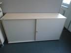 BENE Aktenschrank, Maße: ca. B 160 x H 80 cm, 2 Ordner hoch, mit Schiebetüren BENE Aktenschrank, Maße: ca. B 160 x H 80 cm, 2 Ordner hoch, mit Schiebetüren