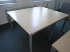 Besprechungstischgruppe bestehend aus 2 Tischen 140 x 80 cm Besprechungstischgruppe bestehend aus 2 Tischen 140 x 80 cm