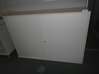 BENE Aktenschrank, Maße: ca. B 160 x H 113 cm, 3 Ordner hoch, mit Schiebetüren BENE Aktenschrank, Maße: ca. B 160 x H 113 cm, 3 Ordner hoch, mit Schiebetüren