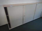 BENE Aktenschrank, Maße: ca. B 160 x H 113 cm, 3 Ordner hoch, mit Schiebetüren BENE Aktenschrank, Maße: ca. B 160 x H 113 cm, 3 Ordner hoch, mit Schiebetüren