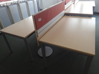 Schreibtisch mit Rückwand 140 x 80 cm Schreibtisch mit Rückwand 140 x 80 cm