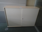 BENE Aktenschrank, Maße: ca. B 160 x H 113 cm, 3 Ordner hoch, mit Schiebetüren und Hängeregister BENE Aktenschrank, Maße: ca. B 160 x H 113 cm, 3 Ordner hoch, mit Schiebetüren und Hängeregister