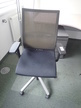 Bürodrehstuhl mit Armlehnen, Netzbezug, schwarz, Modell Comforto Bürodrehstuhl mit Armlehnen, Netzbezug, schwarz, Modell Comforto
