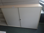 BENE Aktenschrank, Maße: ca. B 160 x H 113 cm, 3 Ordner hoch, mit Schiebetüren BENE Aktenschrank, Maße: ca. B 160 x H 113 cm, 3 Ordner hoch, mit Schiebetüren