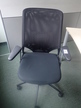 Bürodrehstuhl mit Armlehnen, Netzbezug, schwarz, Modell Comforto Bürodrehstuhl mit Armlehnen, Netzbezug, schwarz, Modell Comforto