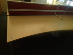 Schreibtisch mit Rückwand 180 x 100 cm Schreibtisch mit Rückwand 180 x 100 cm