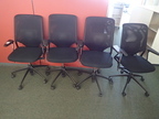 4 Stk. Bürodrehstühle mit Armlehnen, Netzbezug, schwarz 4 Stk. Bürodrehstühle mit Armlehnen, Netzbezug, schwarz