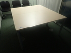 2 Stk. Besprechungstische 140 x 80 cm 2 Stk. Besprechungstische 140 x 80 cm