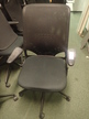 ca. 20 Stk. Bürodrehstühle 2 .Wahl, schwarz, Lehnen abgenützt ca. 20 Stk. Bürodrehstühle 2 .Wahl, schwarz, Lehnen abgenützt