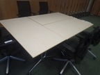 3 Stk. Besprechungs-Schulungsraumtische, helle Platte, Unterbau Chrom, stapelbar 3 Stk. Besprechungs-Schulungsraumtische, helle Platte, Unterbau Chrom, stapelbar