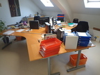 Schreibtisch-Winkel-Kombination, 3 Arbeitsplätze, sternförmig ca. 360 x 270 cm Schreibtisch-Winkel-Kombination, 3 Arbeitsplätze, sternförmig ca. 360 x 270 cm