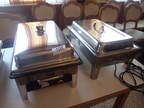 ca. 2 Stk. elektrische Chafing-Dishes mit Einsätzen ca. 2 Stk. elektrische Chafing-Dishes mit Einsätzen