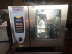 Rational Self Cooking Center Modell SCC 61, 10 KW, Seriennr E61SE04092012394, 6 Einschübe, Maße: ca. 85 x 78 x 77 cm Rational Self Cooking Center Modell SCC 61, 10 KW, Seriennr E61SE04092012394, 6 Einschübe, Maße: ca. 85 x 78 x 77 cm
