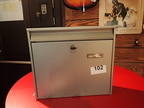 Postkasten Fab. Gurk 36 x 10 x 32, Schlüssel vorhanden Postkasten Fab. Gurk 36 x 10 x 32, Schlüssel vorhanden