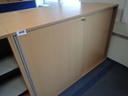 HALI Aktenschrank mit Schiebetür 160 x 43 x 116 cm, 3 Ordner hoch HALI Aktenschrank mit Schiebetür 160 x 43 x 116 cm, 3 Ordner hoch