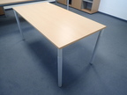 HALI Schreibtisch in Buche mit Kabelkanal ca. 160 x 90 cm HALI Schreibtisch in Buche mit Kabelkanal ca. 160 x 90 cm