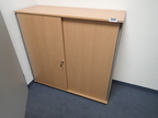 HALI Aktenschrank mit Schiebetür 120 x 43 x 116 cm, 3 Ordner hoch HALI Aktenschrank mit Schiebetür 120 x 43 x 116 cm, 3 Ordner hoch